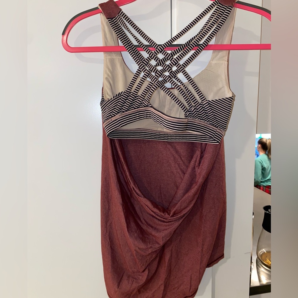 Lulu lemon top with built in sports bra